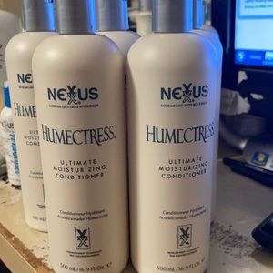 1 Nexxus Humectress ultimate moisturizing conditioner 16.9 oz discontinued